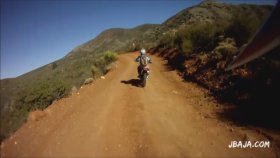 03 爽快な山道（動画）