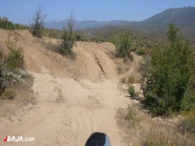 08 曲がりながら急な上り